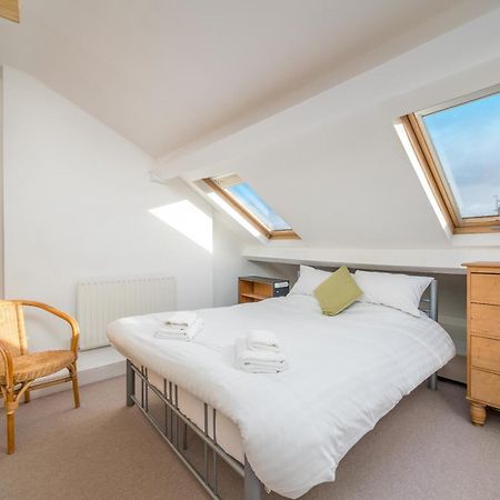 Cozy Maisonette Near Abbey Road ลอนดอน ภายนอก รูปภาพ