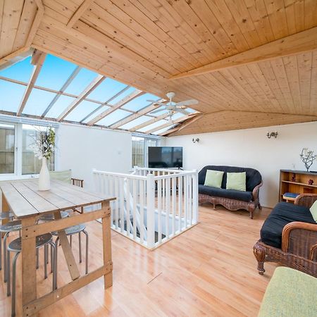 Cozy Maisonette Near Abbey Road ลอนดอน ภายนอก รูปภาพ