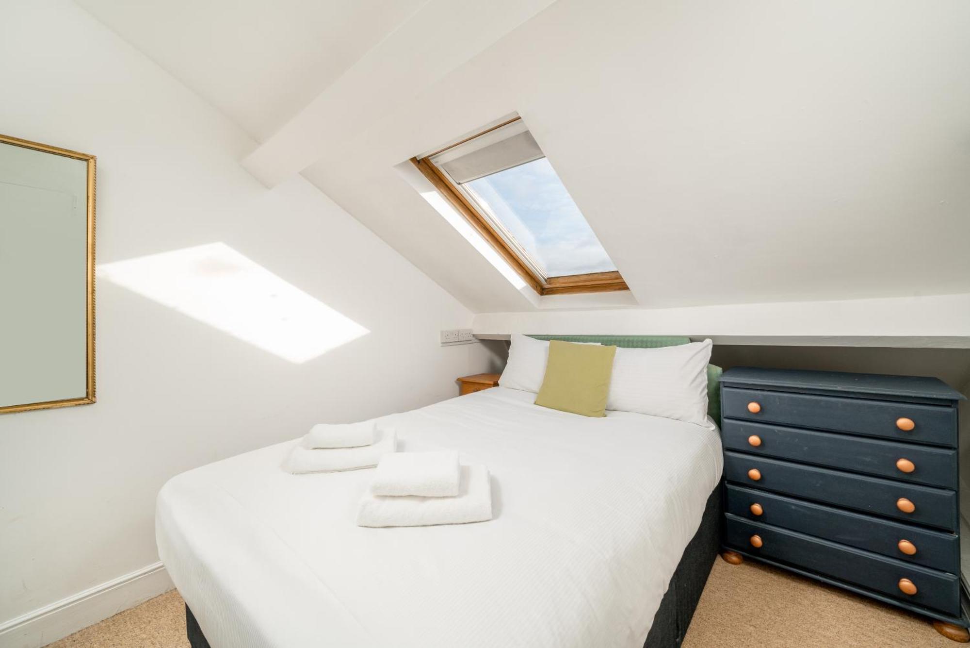 Cozy Maisonette Near Abbey Road ลอนดอน ภายนอก รูปภาพ