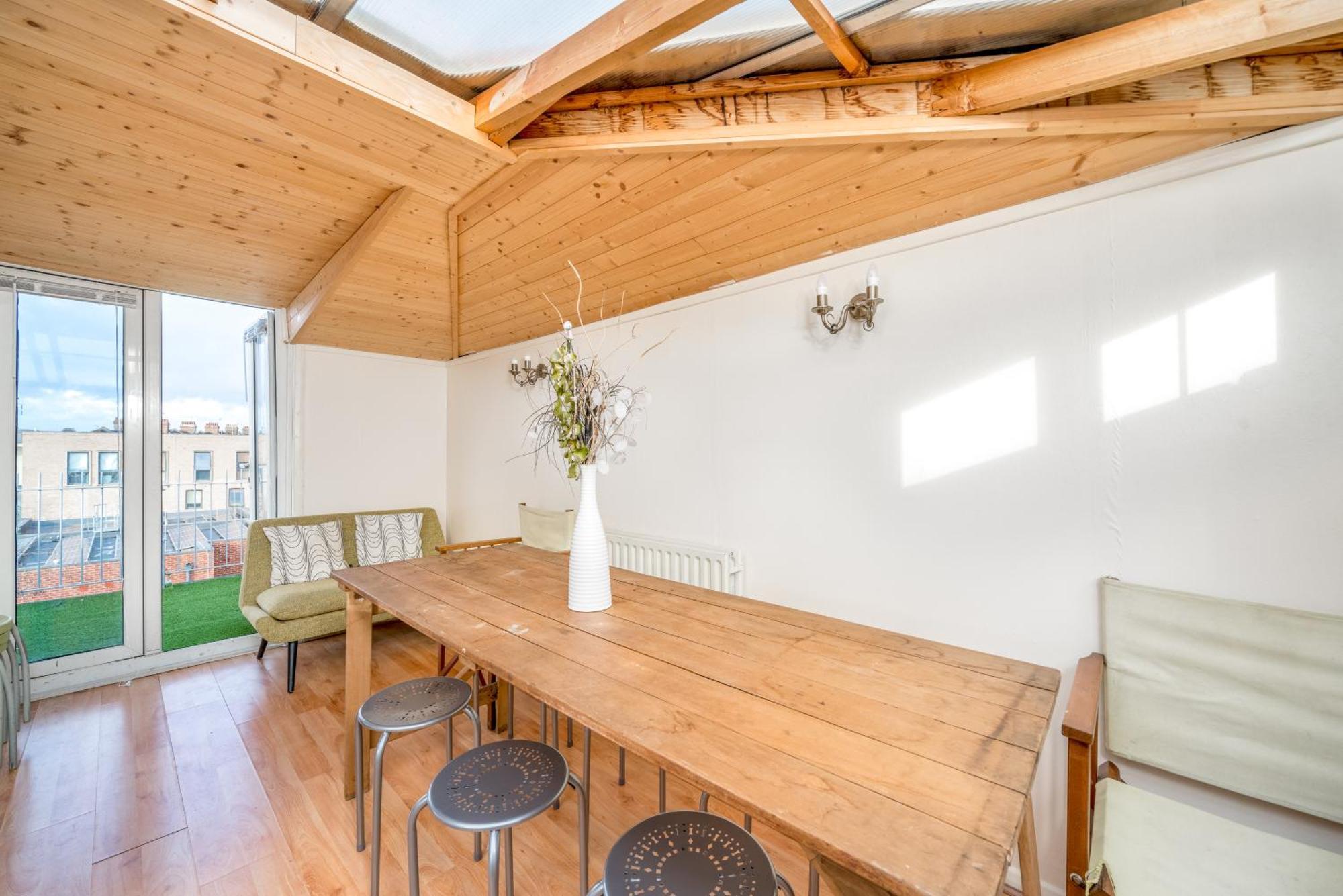 Cozy Maisonette Near Abbey Road ลอนดอน ภายนอก รูปภาพ