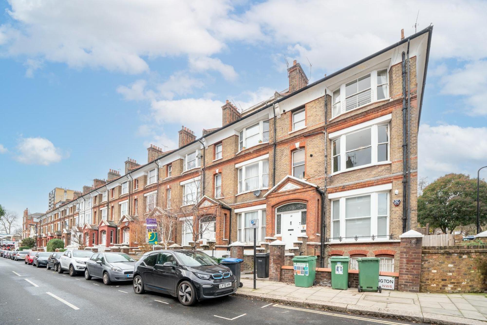 Cozy Maisonette Near Abbey Road ลอนดอน ภายนอก รูปภาพ